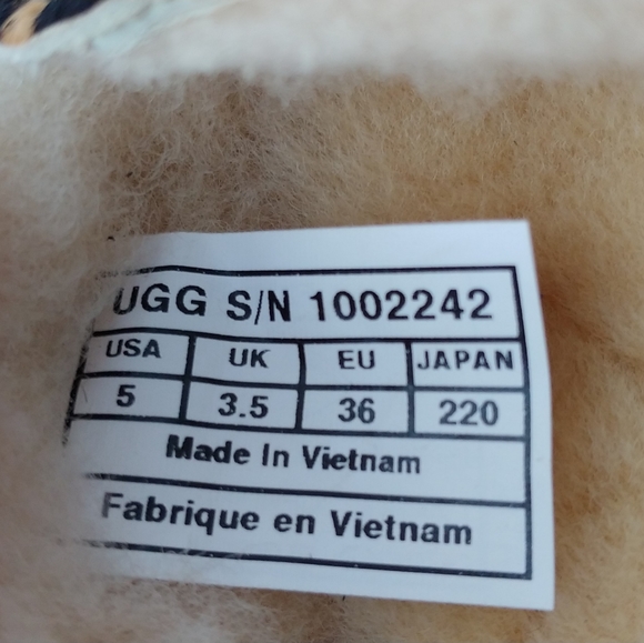 UGG Australia Leopard Calf Hair Sheepskin Moccasin - Picture 8 of 8